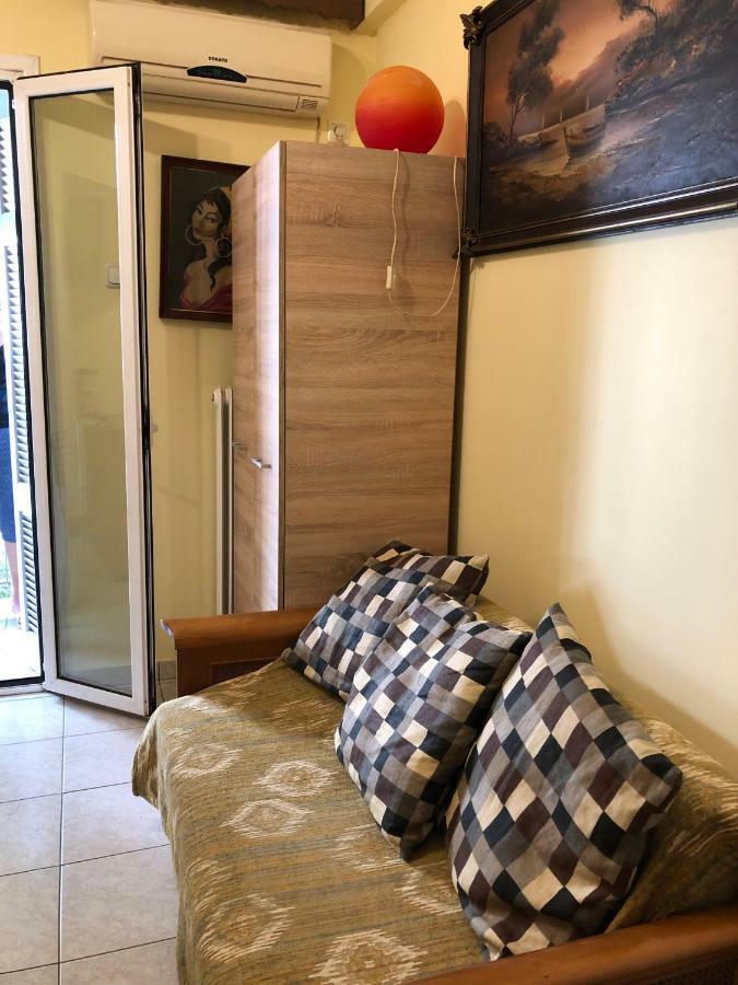 אתונה Anna Apartment In Kypseli מראה חיצוני תמונה